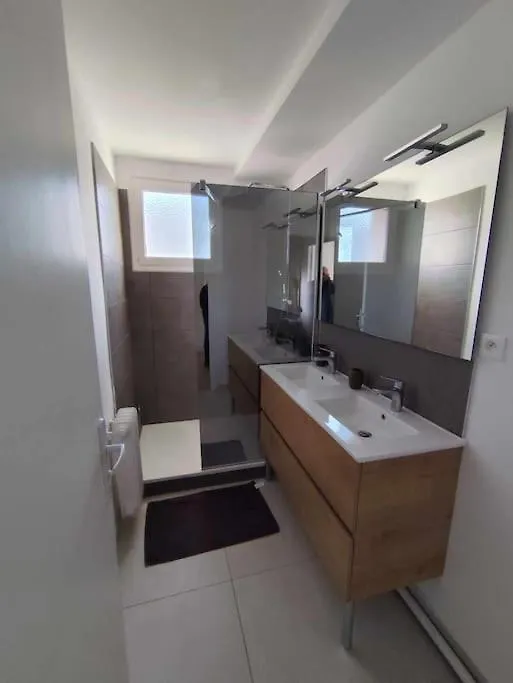 L'Eskale Apartment Valence